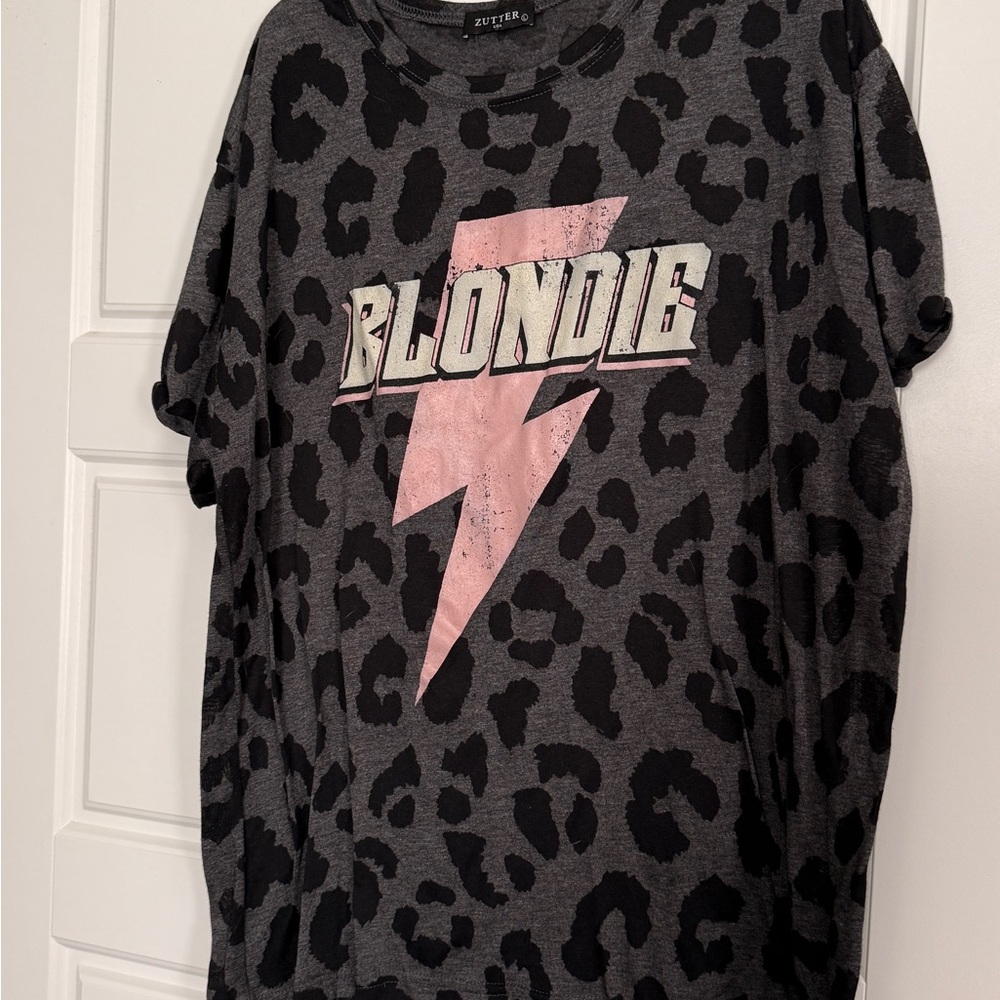 Leopard Print Shirt - Black and Pink